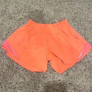 LULULEMON raspberry cream Hotty hots